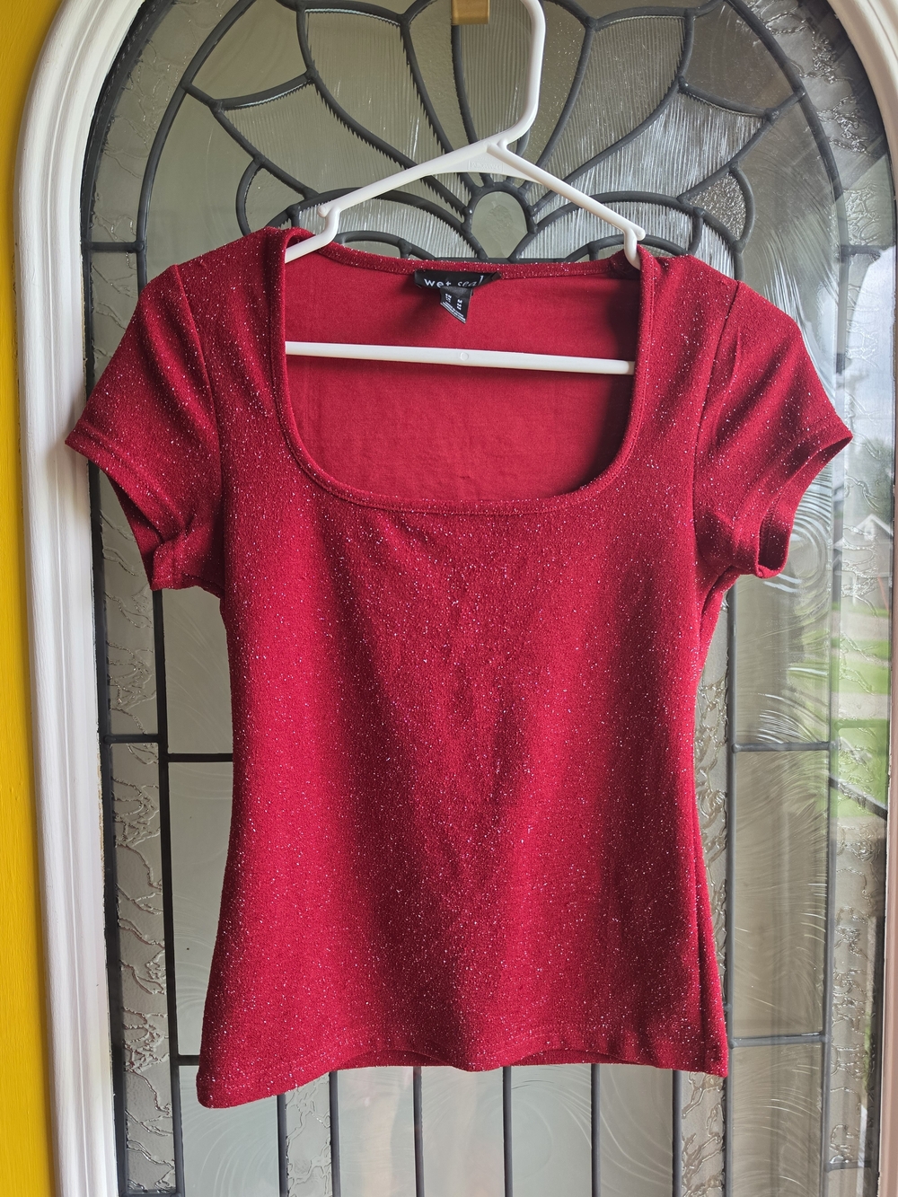 Wet Seal Red Short-Sleeve Scoop Neck Glitter Top
